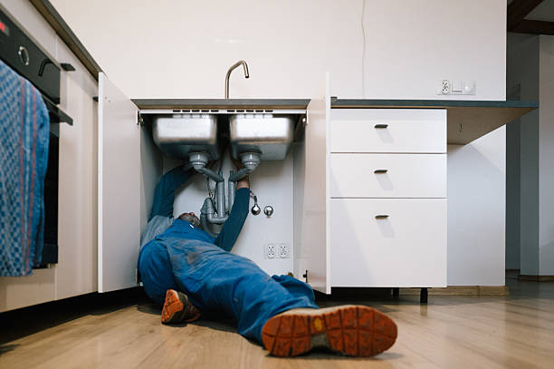 Professional Plumbing technician working in Mentone, IN